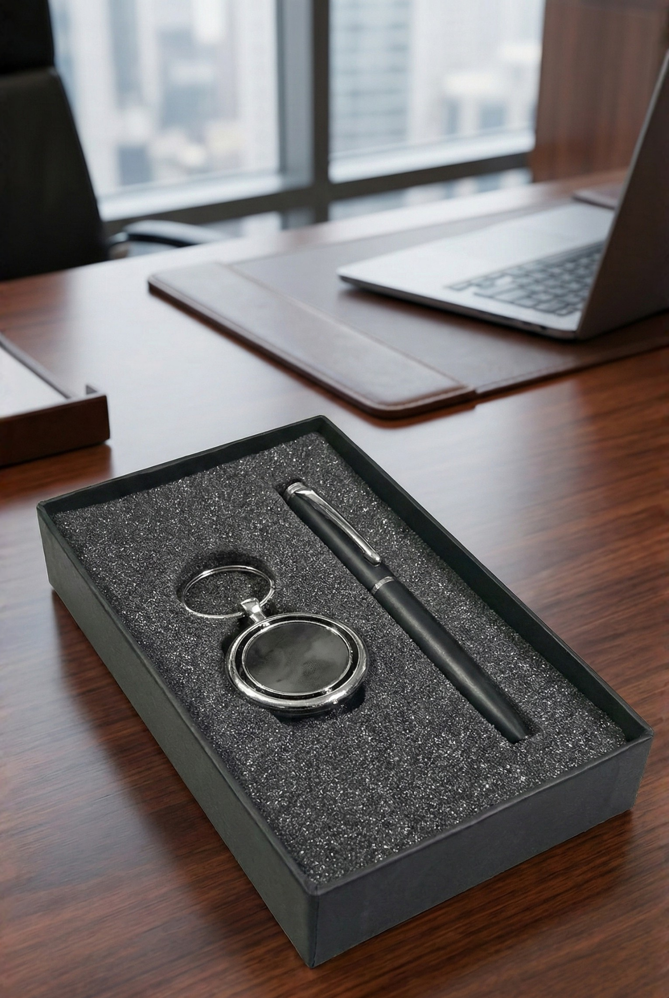 Custom Logo Corporate Gift Set – Pen & Keychain